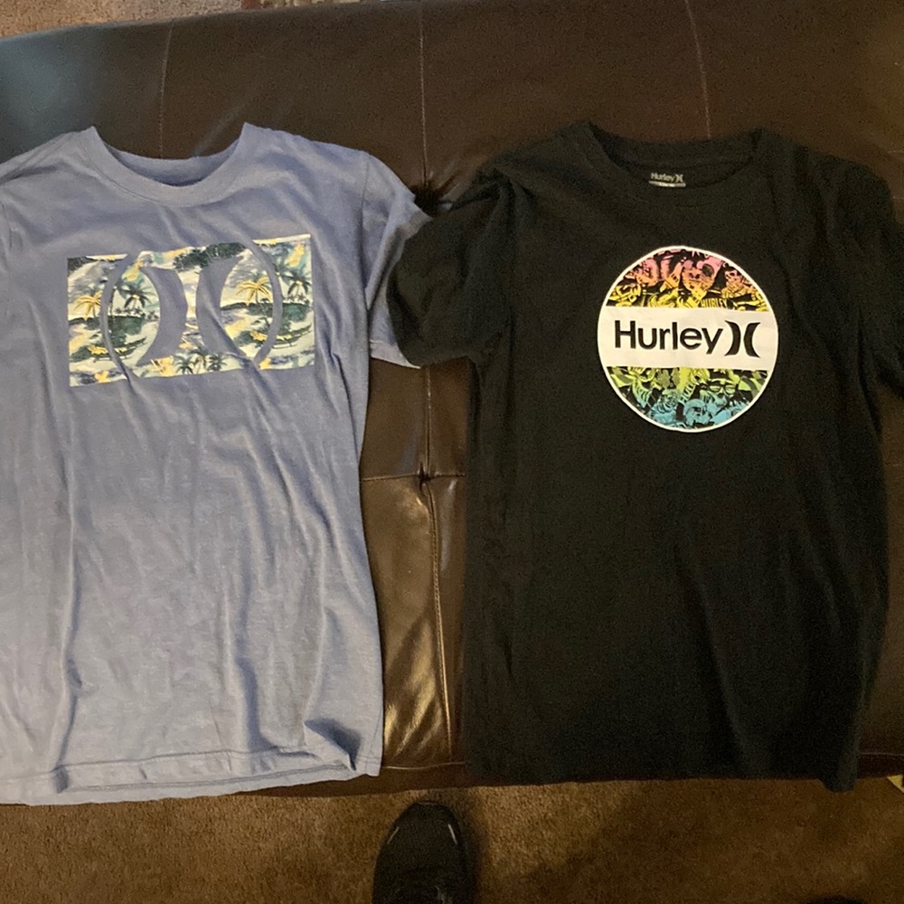 Boys large curly T-shirt